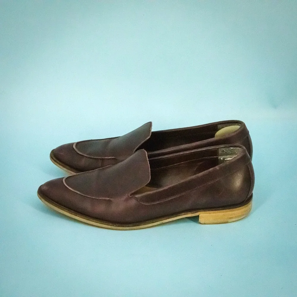 Everlane Size 7 The Modern Day Burgundy Leather Pointed Toe Slip On Flats Loafer